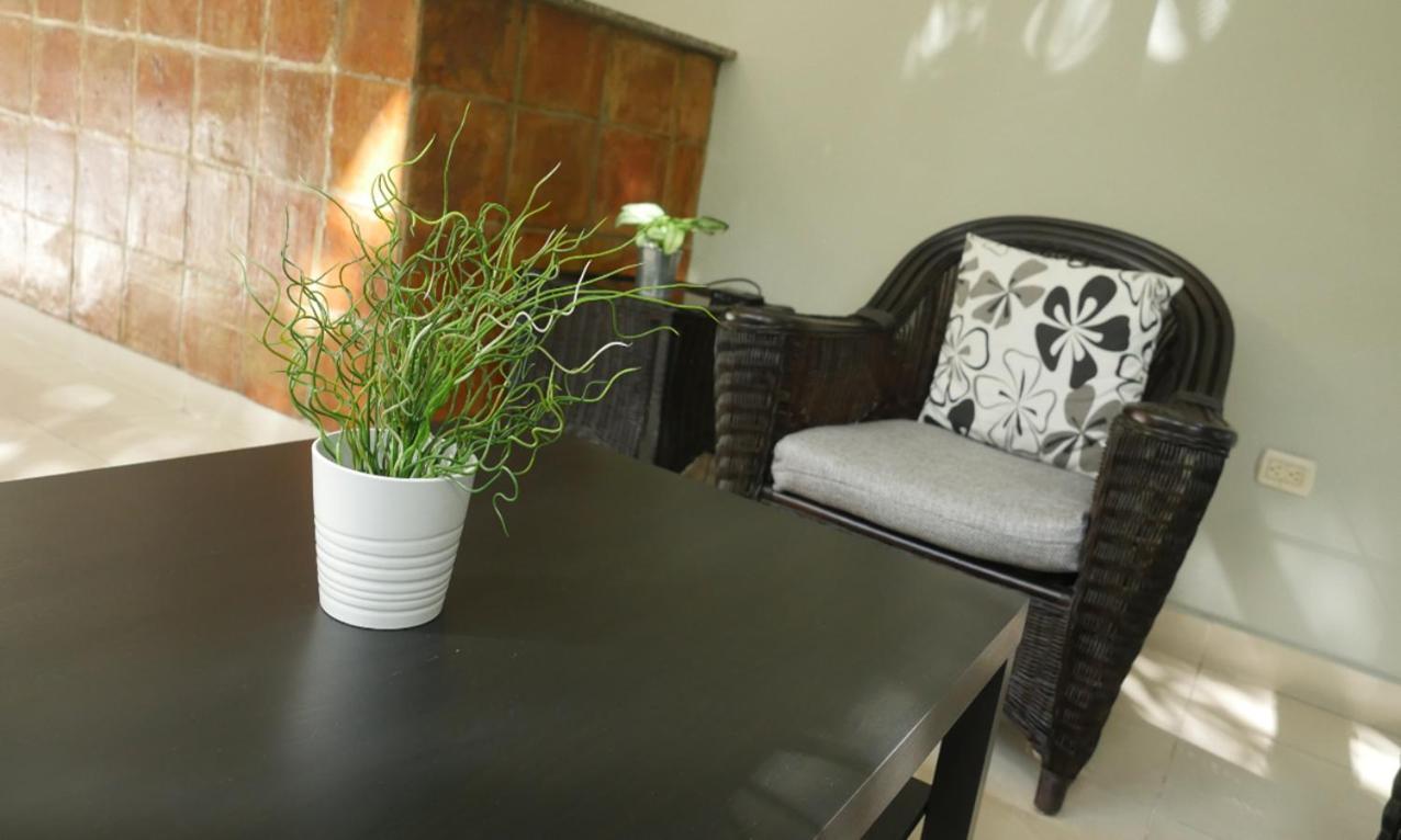 Hotel Alcaldeza - Garden House Maria Guadalupe Санто-Доминго Экстерьер фото