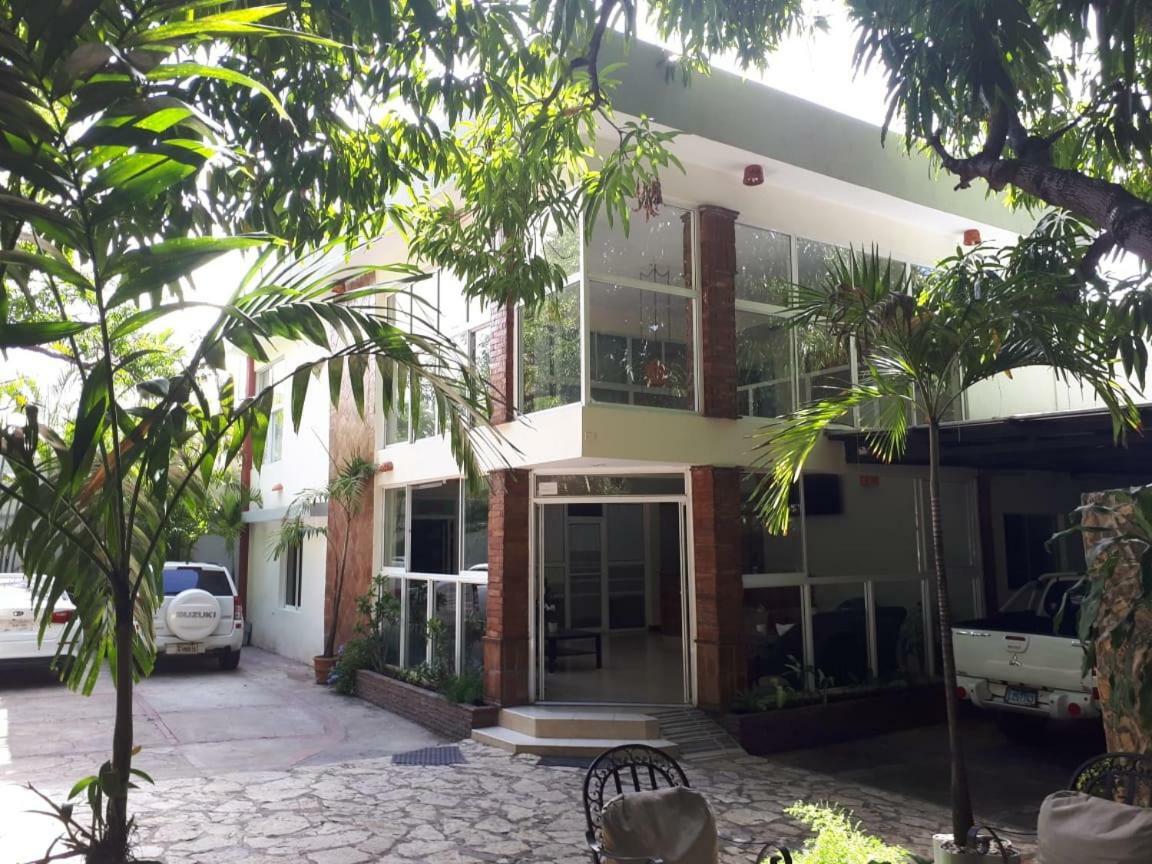 Hotel Alcaldeza - Garden House Maria Guadalupe Санто-Доминго Экстерьер фото