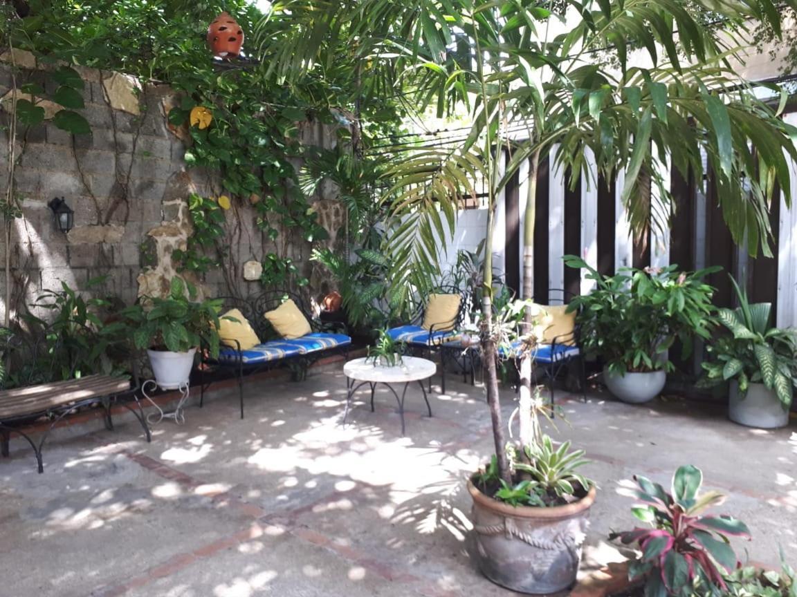 Hotel Alcaldeza - Garden House Maria Guadalupe Санто-Доминго Экстерьер фото